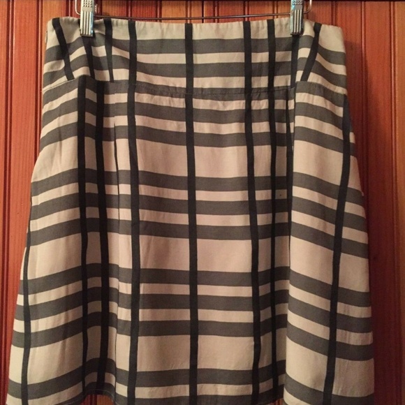 Kookai Plaid Short Skirt  Size 40 / M - Picture 2 of 6